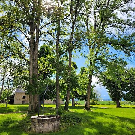 Domaine De Mont Mont-et-Marré Exterior foto